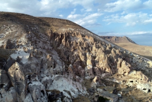 Yeilhisar'n peribacalar, turizme kazandrlmay bekliyor