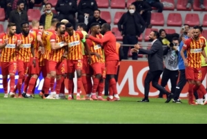 Kayserispor, Galatasaray evinde 47 yl sonra yendi