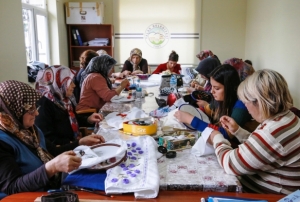 Talasta kadnlara ynelik kurslar yeniden balyor