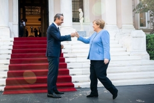 Merkel: Trkiye komumuz ve mttefikimiz