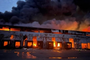 Ukraynada souk hava deposu vuruldu