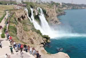 Antalya'nn dnyaca nl Dden elalesi'nde Ramazan Bayram younluu