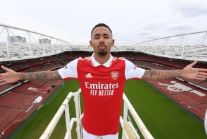 Arsenal, Gabriel Jesusu aklad