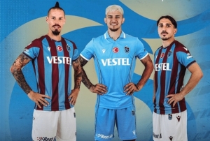 Trabzonspor'dan elenceli forma tantm videosu