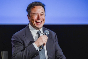 Elon Musk, Twitter' satn aldn duyurdu