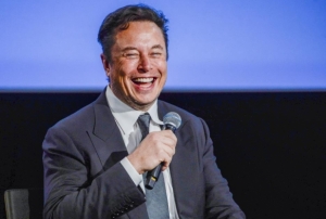 Elon Musk, Tesla hisselerinin yaklak 4 milyar dolarlk ksmn satt