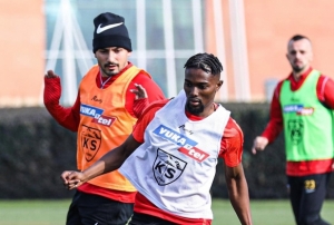 Kayserispor, Antalya'da topland