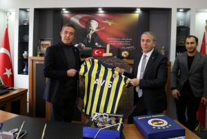 Fenerbahe Kulb Bakan Kotan Mdr Kurta imzal forma