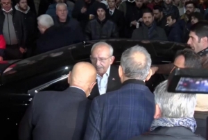 CHP lideri Kldarolu, Akeneri hastanede ziyaret etti