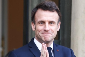 Macron: 