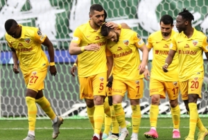 Kayserispor 1 puanla dnd