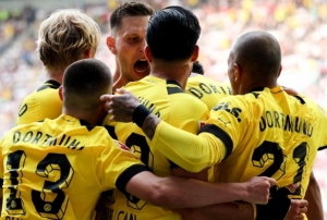 Borussia Dortmund son haftaya lider girdi