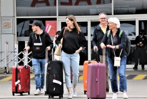 Bayram tatilinde 2 milyon kiilik i pazar hareketlilii beklentisi