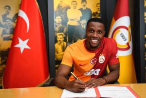 Galatasaray, Zaha ile 3 yllk szleme imzalad