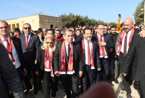 Galatasaray Spor Kulb, Antkabiri ziyaret etti