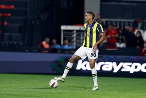 Fenerbahede Stoper Belirsizlii