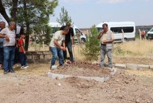 Narin, Gzyaşları İinde Defnedildi!