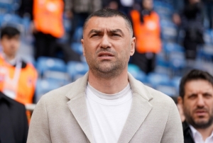 Kasmpaa, Burak Ylmaz ile devam ka