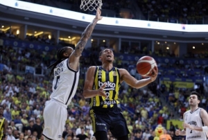 Fenerbahe, final serisinde 1-0 ne geti