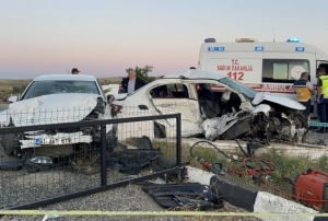 Feci kaza evli ifti hayattan kopard