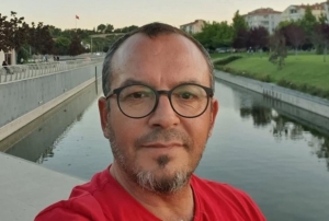 Kayp mhendisin cesedi dondurucuda bulundu