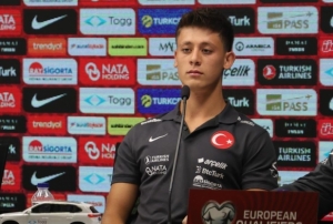 Arda Gler: 