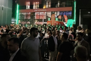 CHP, stanbul l Bakanl binasn kapatma karar ald