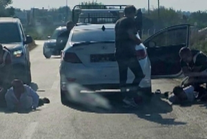 Kuyumcudan aldklar altnlarla otomobil aldlar