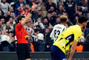 Son 50 derbide 34 kırmızı kart!