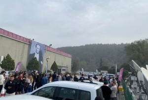 zerindeki silah oyuncak kt