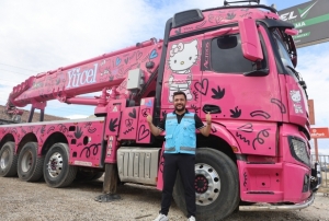 İnşaat sektörüne renk kattı