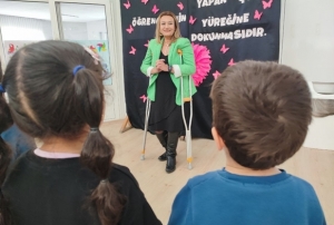 Yılmadı öğretmen oldu!