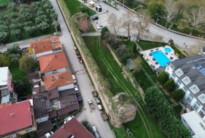 Papa ziyaret etti, sit alanındaki ar