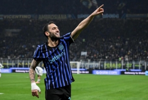 Hakan Çalhanoğlu attı, Inter evinde