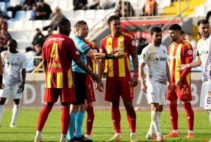 Kayserispor yine beraberliğe takıldı