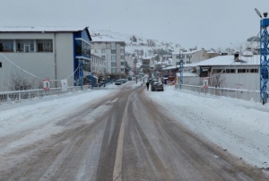 �l�e adeta dondu, termometreler -19.4'� g�sterdi