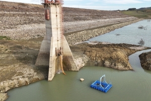 Naip baraj� y�zde 1�in alt�na d��t�