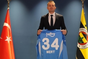 Mert G�nok yeniden Fenerbah�e'de