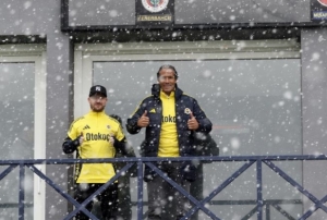 Fenerbah�e'de Beyo�lu Yeni �ar�� ma��n�n haz�rl�klar� ba�lad�