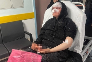 Boşanmak isteyen karısını öldüresiye darp eden koca tutuklandı