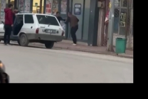 Tartıştığı kişiyi ayağından vurdu