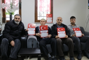 Bayrak hassasiyetini evlere taşıdı