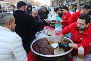 Diyarbak�r�da Ramazan klasi�i: �i�k�fteye yo�un ilgi