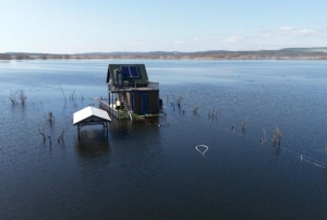 Bungalovlar, g�l evi oldu