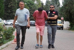 O�lunu �ld�ren babaya m�ebbet!