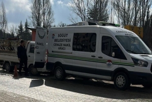 S�n�f ��retmeni arabas�nda �l� bulundu