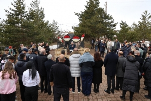 A��k Veysel 53 y�l sonra da unutulmad�