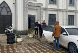 Alkol masas�nda ba�layan tart��ma �l�mle sonu�land�