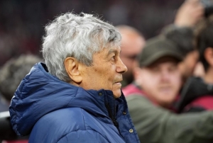 Galatasaray’dan Lucescu'ya geçmiş olsun paylaşımı