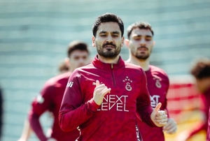 Galatasaray, G�ztepe ma�� haz�rl�kla